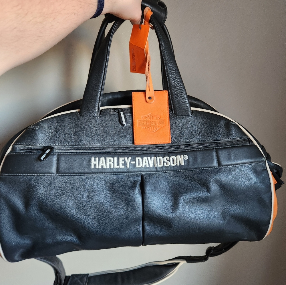Harley Davidson Leather Satchel - 2006 - with tag